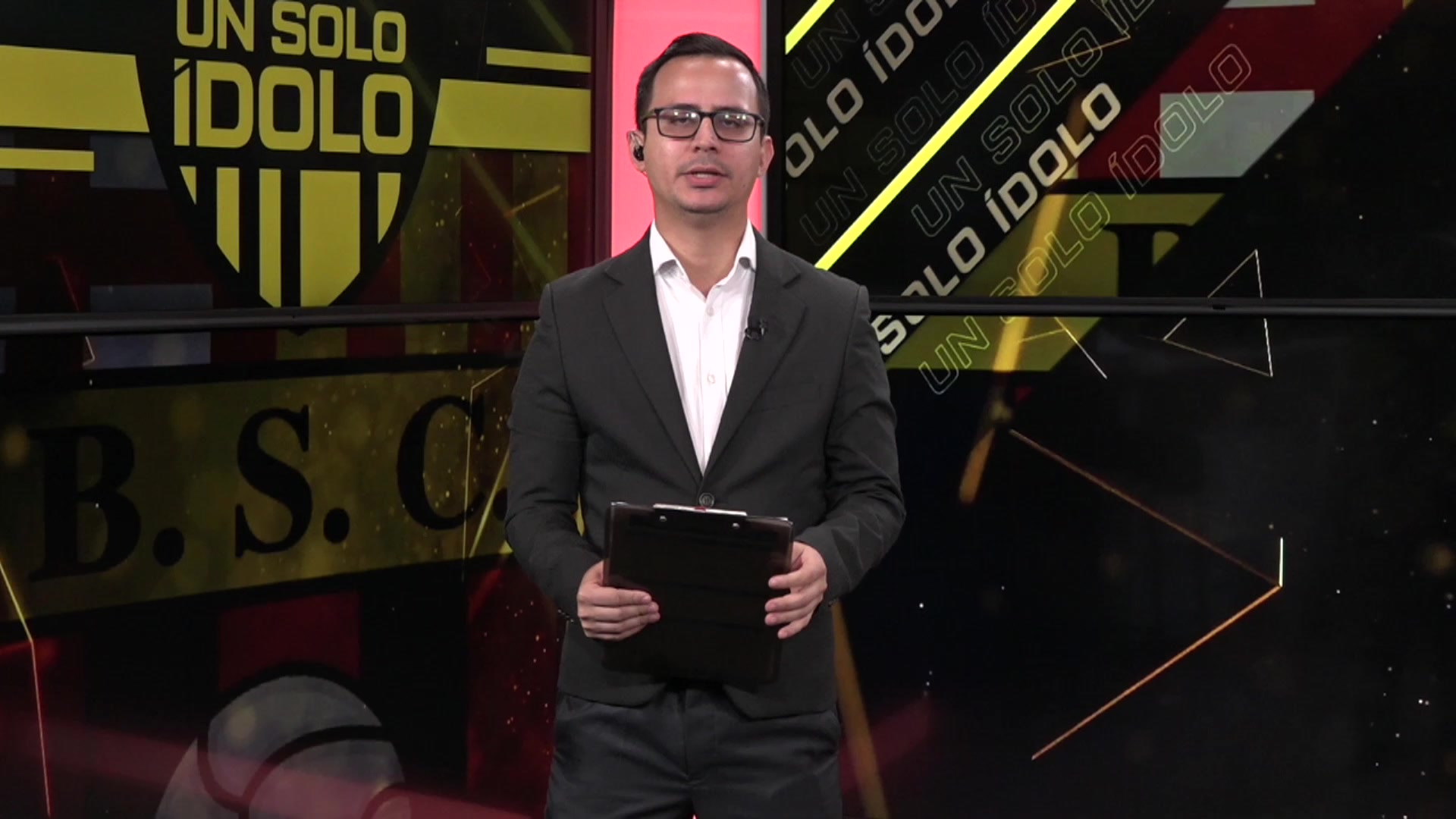 UN SOLO IDOLO - OCTUBRE 05